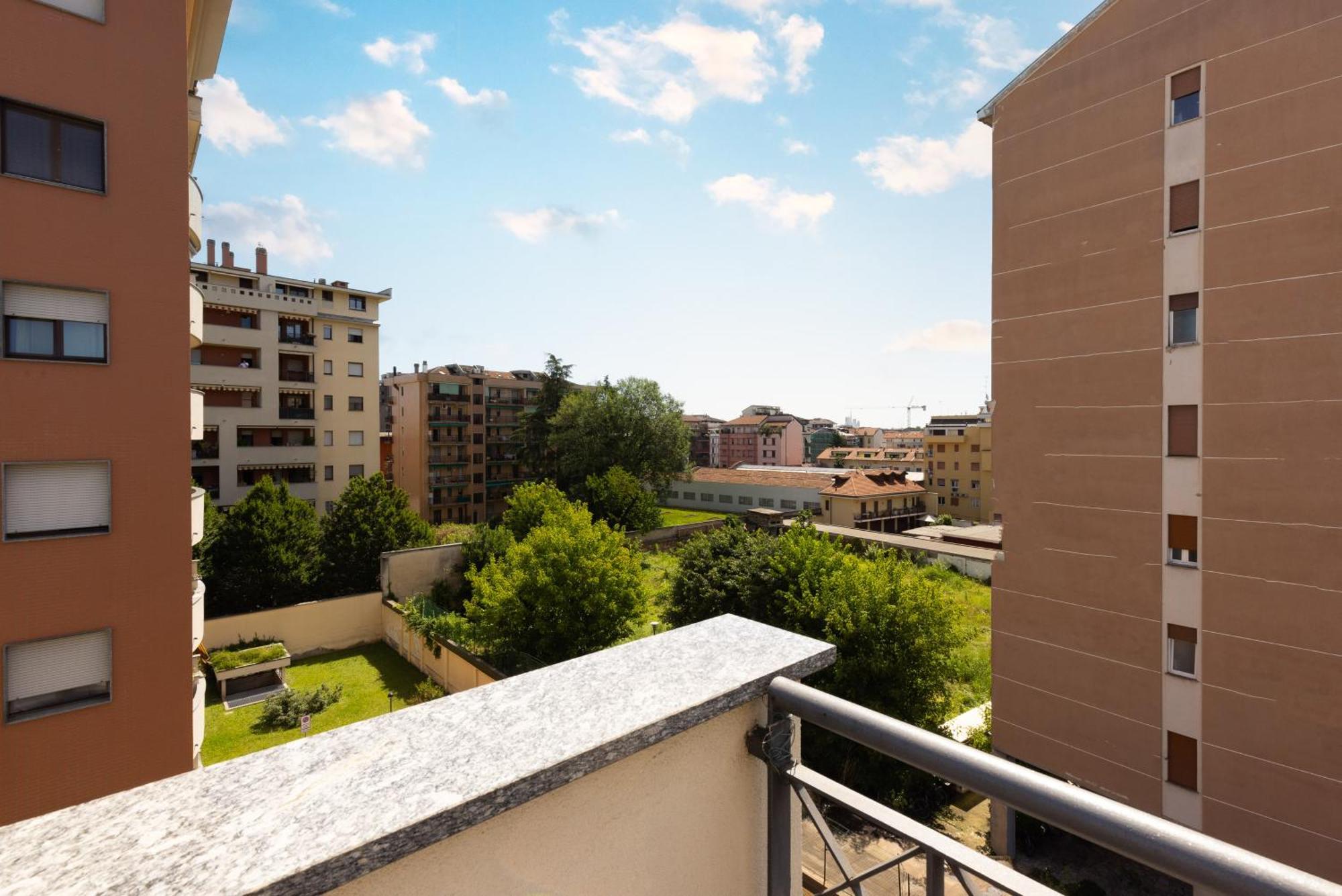 Rooftop Living Space - Certosa District, San Siro Apartment Milan Exterior photo